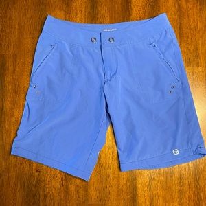 Free country women’s shorts. Quick dry. Size small 4/6.